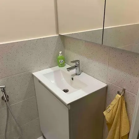 Sunny Modern Penthouse - пентхаус Appartamento *