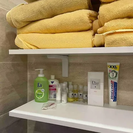 Sunny Modern Penthouse - пентхаус Appartamento